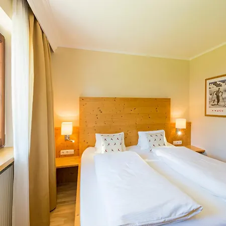 Apartments Tirolerhaus Kossen Room photo