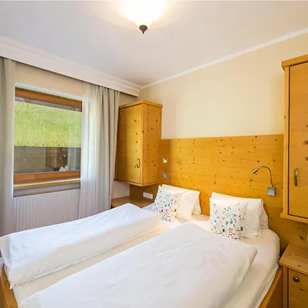 Apartments Tirolerhaus Kossen Room photo